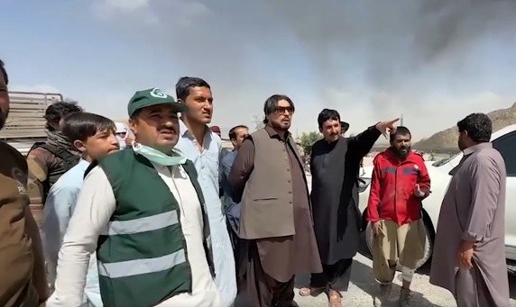 لک پاس کسٹمز ویئر ہاؤس آتشزدگی: ایل پی جی باؤزر دھماکے میں 35 سے زائد افراد زخمی، پی ڈی ایم اے کی بروقت کارروائی
