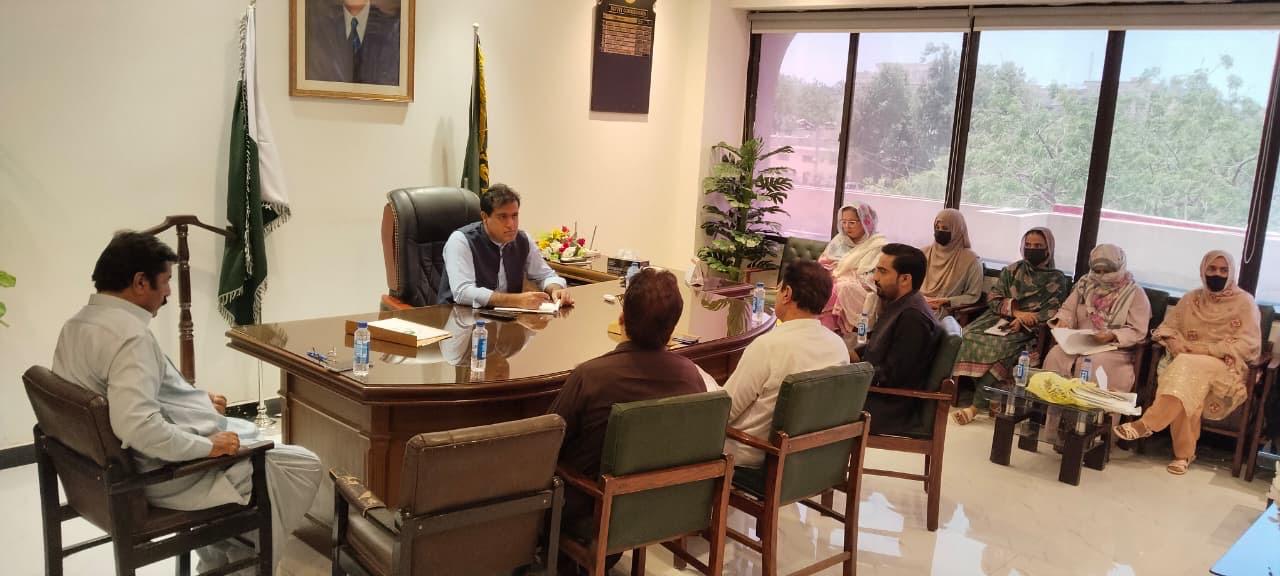 حب میں بچوں کے تحفظ و فلاح کے لیے اعلیٰ سطحی اجلاس، چائلڈ لیبر اور کم عمری کی شادیوں کے خلاف سخت کارروائی کا فیصلہ