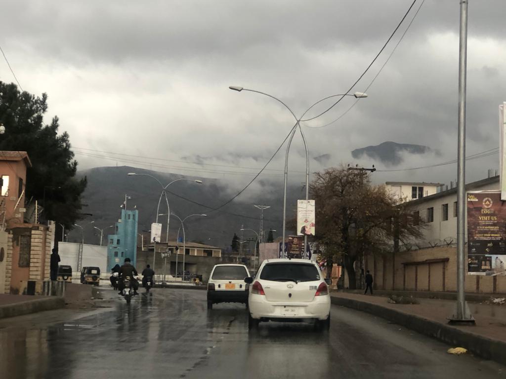 بلوچستان میں سردی کی شدت میں اضافہ، پہاڑی علاقوں میں برفباری کا امکان